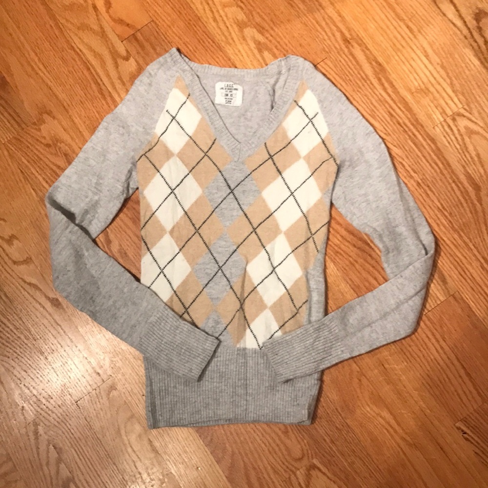 Beautiful beige grey sweater in XS ❤️